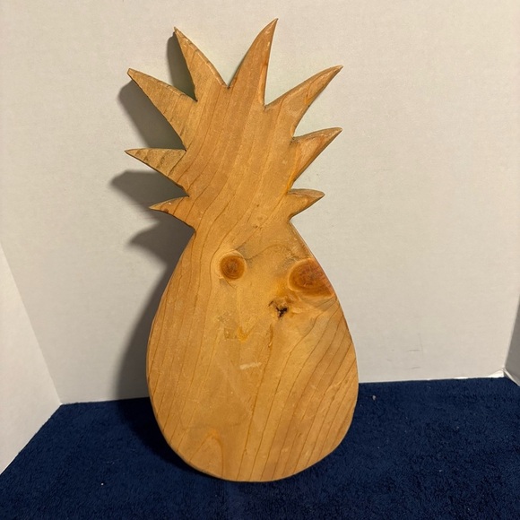 16” Hand Painted Wood Pineapple Plaque Purple Wall Art Tropical Fruit Decor Tiki - Picture 3 of 6